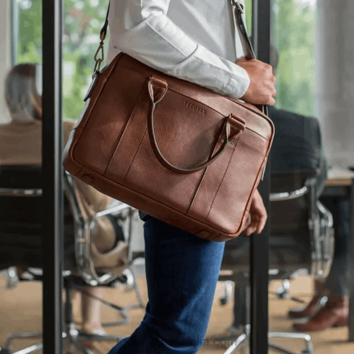 Bourbon The Briefcase Tecovas 62NN84