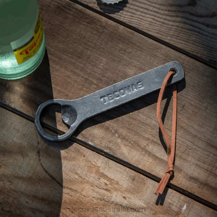 Cast Iron Magnetic Bottle Opener Tecovas 62NN92
