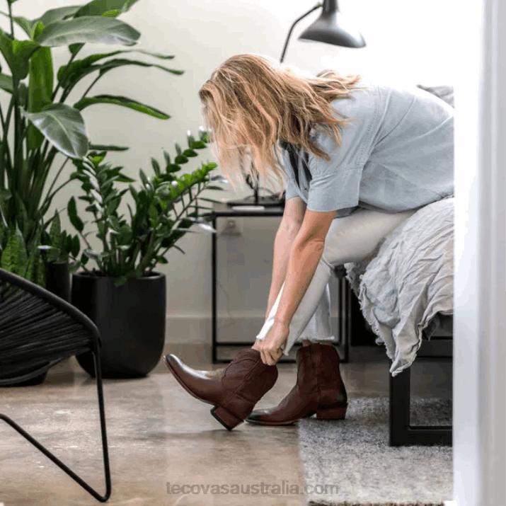 Women Bourbon Calf The Penny Tecovas 62NN140