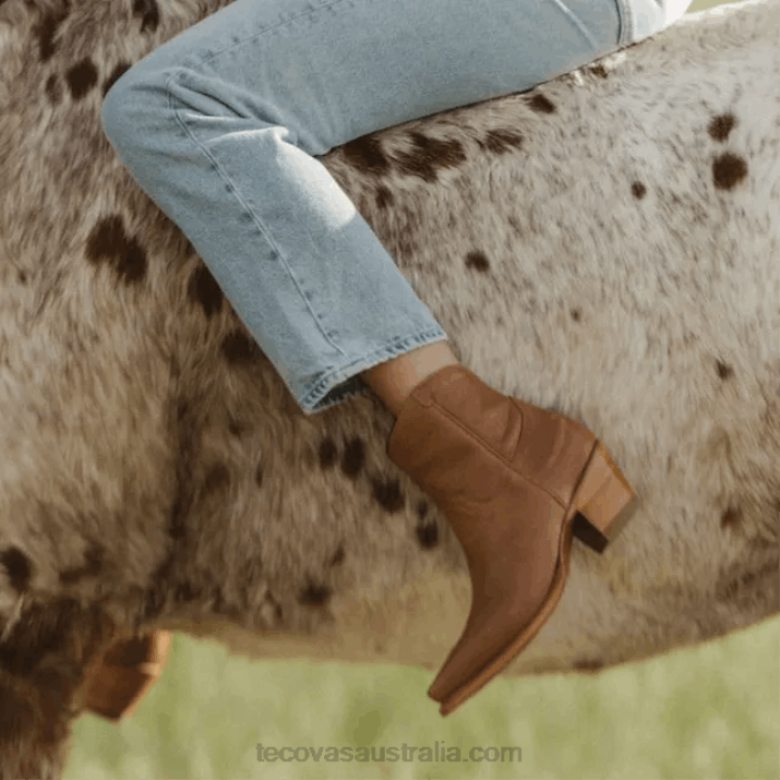 Women Caramel The Daisy Tecovas 62NN120