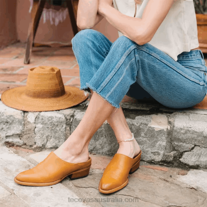 Women Caramel Bovine The Sophie Tecovas 62NN137